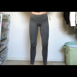 Women’s grey leggings